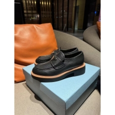 Prada Low Shoes